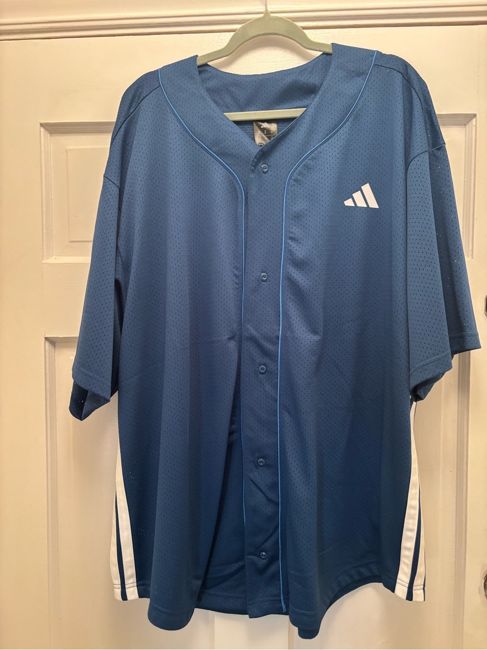 Adidas Men’s Blue Athletic Button-Up Jersey with White Logo
Size XL